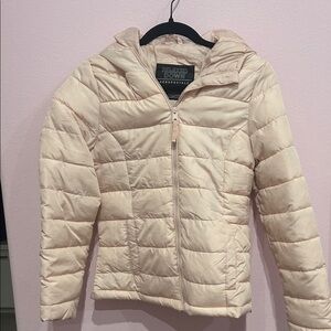 Aeropostale Women's Light Pink Puffer Jacket